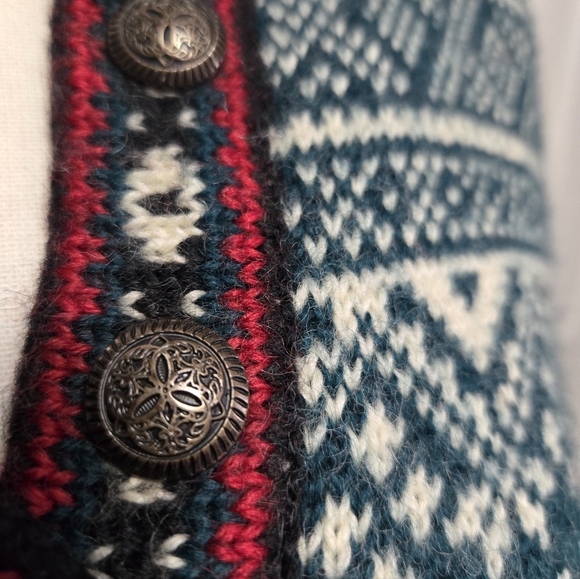 Vintage L.L. Bean deep green, white, and red wool pullover sweater - Picture 3 of 9